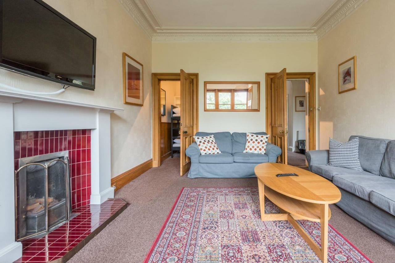3 Bed Overlooking Meadows Park Единбург Екстериор снимка