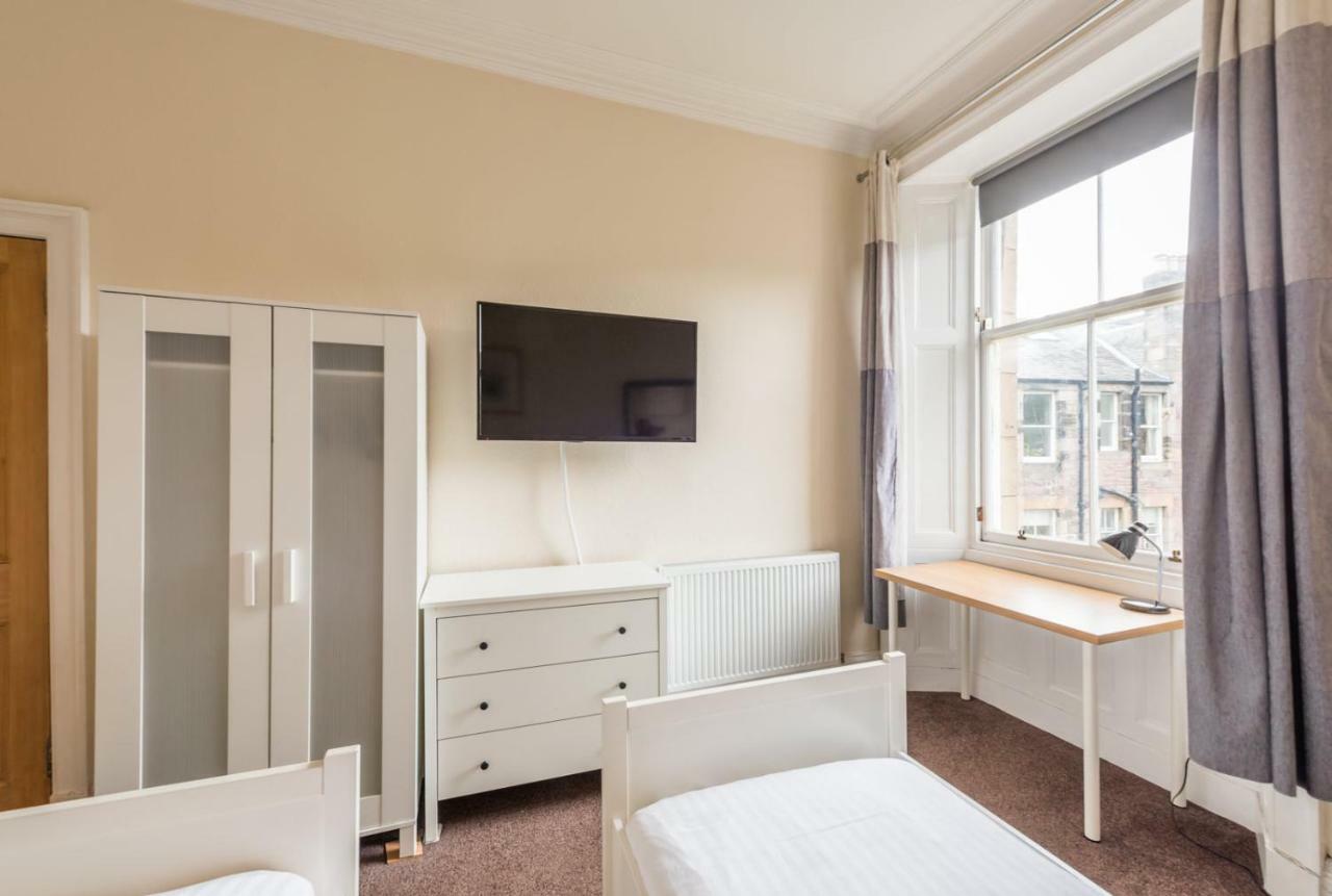 3 Bed Overlooking Meadows Park Единбург Екстериор снимка